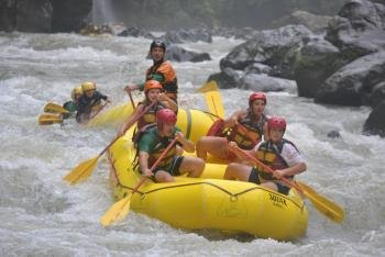 Rafting en el Río Reventazón, Costa Rica